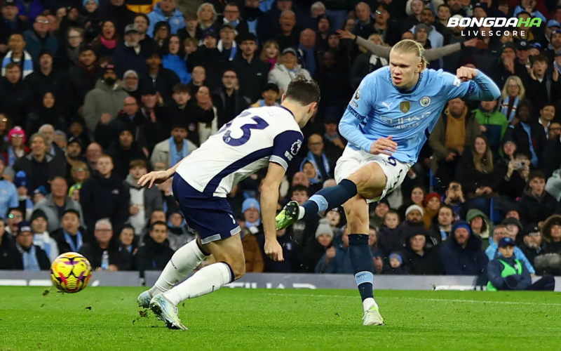 Tottenham vẫn luôn là kẻ ngáng đường khó chịu đối với Man City