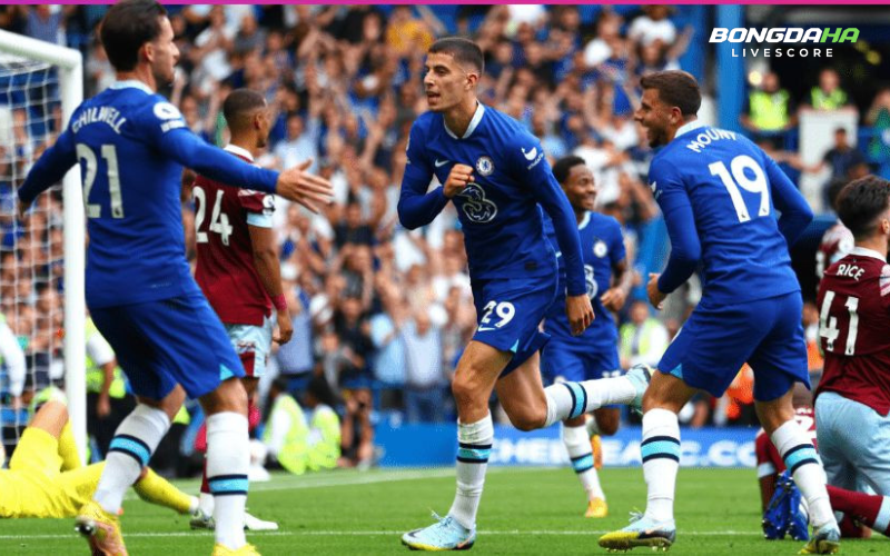 Chelsea vượt trội hơn đối thủ mọi mặt