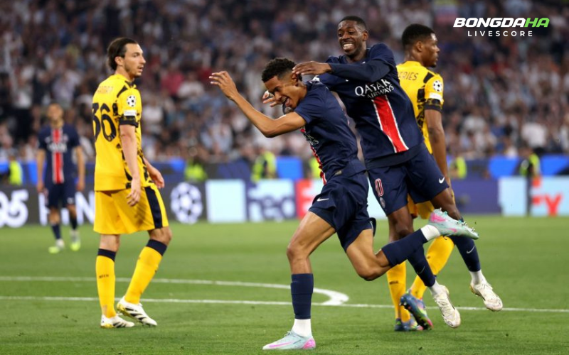 PSG trở về vị trí quen thuộc