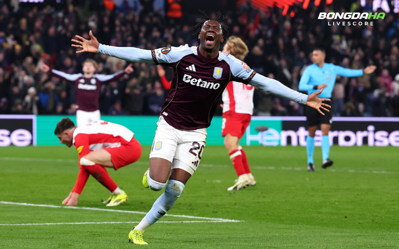 Aston Villa là ứng cử viên hàng đầu cho ngôi vương