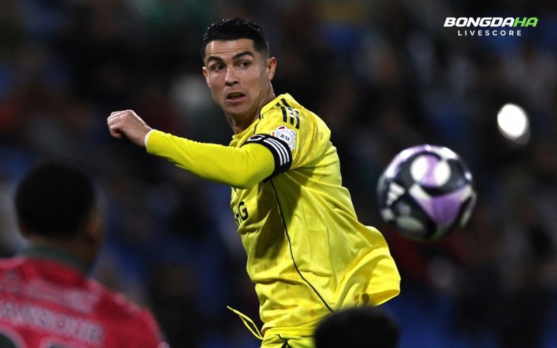 Ở tuổi 40, Ronaldo vẫn quá xuất sắc