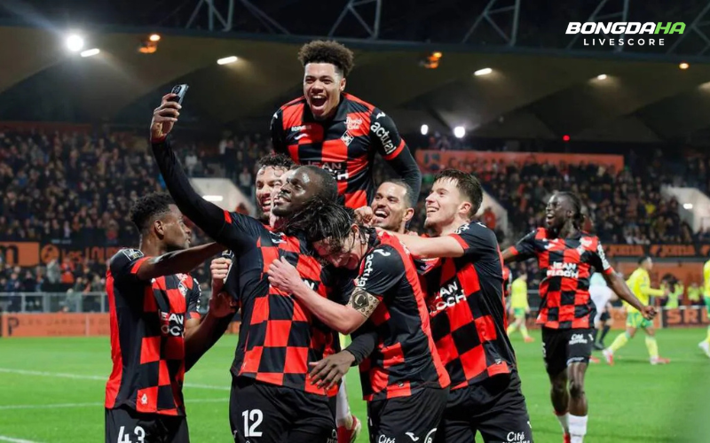 Bất bại 5 trận gần nhất giúp Lorient có được vị trí thứ 9
