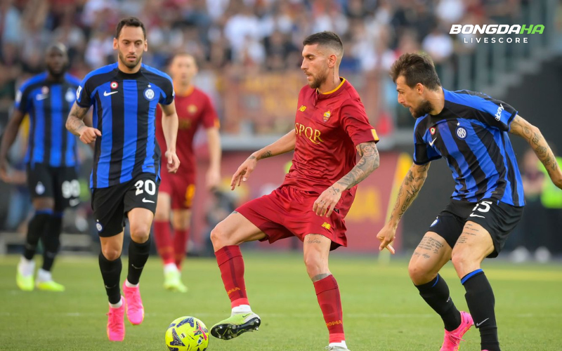 AS Roma được dự báo sẽ có chuyến làm khách đầy sóng gió