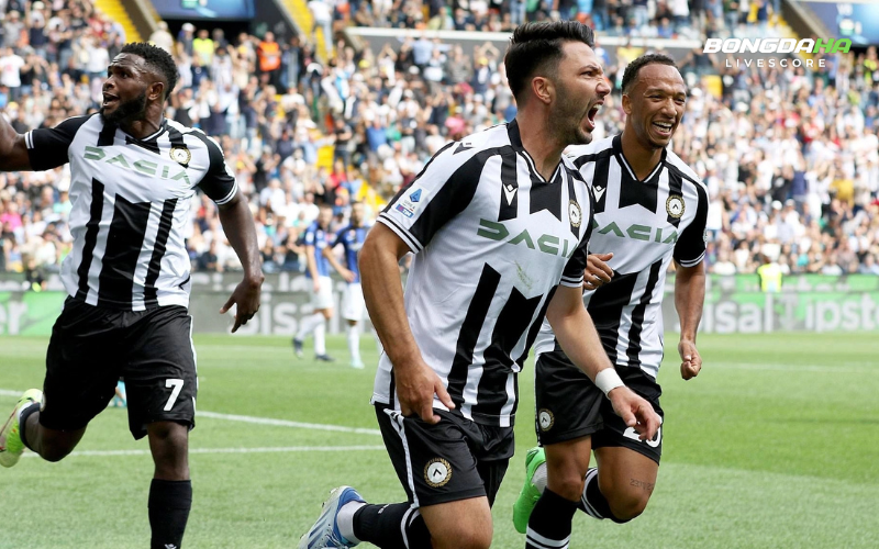 Udinese khá yên vị khi liên tục đứng ở vị trí 10 trên BXH