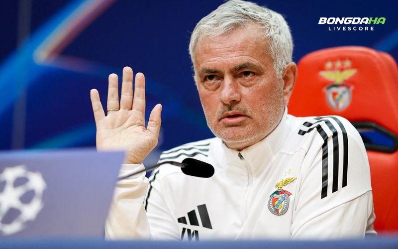 Mourinho có khả năng chia tay Benfica