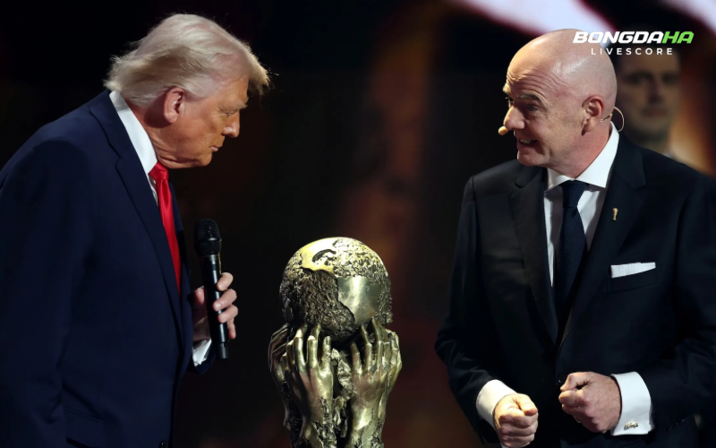 World Cup năm nay có nhiều tranh cãi