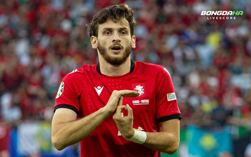 Ngôi sao sáng giá phải nằm nhà xem World Cup năm nay
