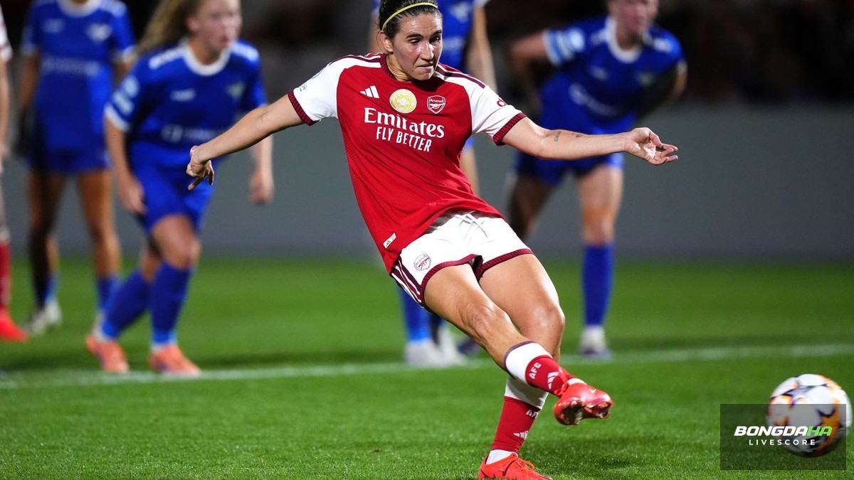 Champions League nữ: Arsenal thắng kịch tính phút bù giờ, Man City ngược dòng lịch sử trước Bayern